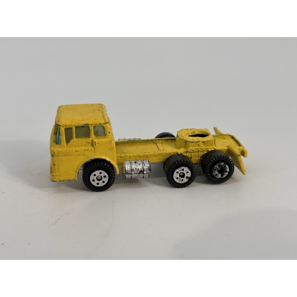 Vintage 1970'S YATMING Semi Cab 1:64 Diecast 2 5/8" Truck Hong Kong Yellow‎